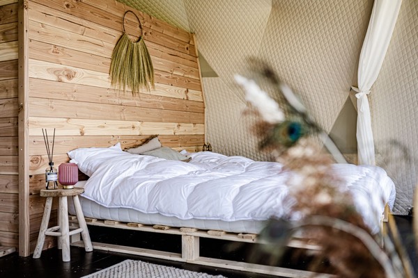 Tiny Parks The Forest Cabins: Slapen in de tent