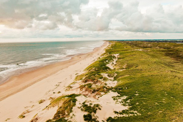 Op het strand