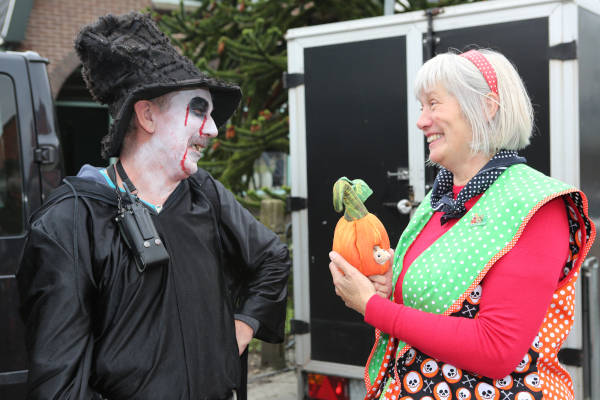 Halloweenfair in Hem: Mensen verkleed