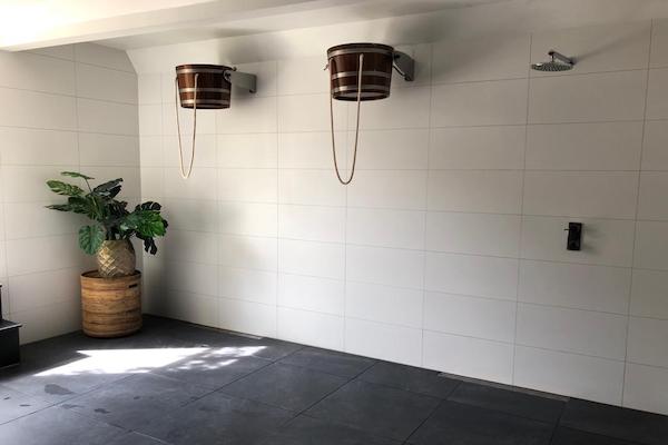 Wine & Wellness Utrecht: Ijswater douche 