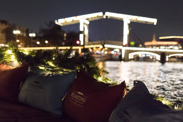 Ervaar de rondvaart ook in de avonden vol verlichting