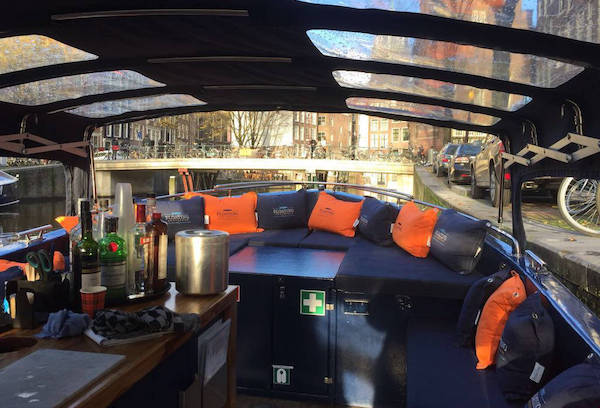 Floating Amsterdam: Bewonder Amsterdam vanuit onze boot