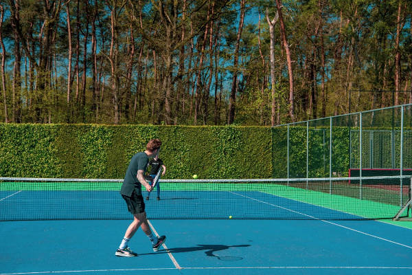 Tennisbaan
