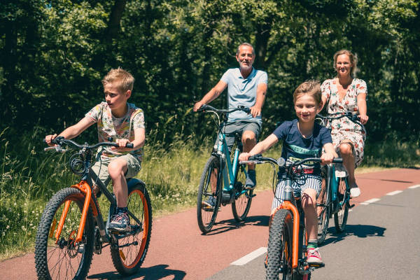 Toeren met de familie op de fiets