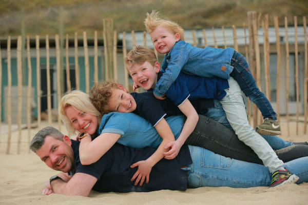 familie fotoshoot op het strand