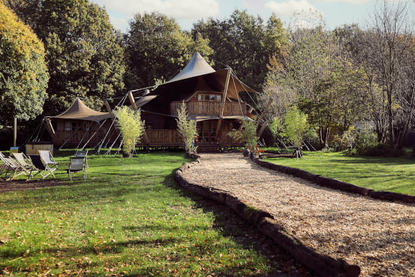 De buitenkant van de Hacienda
