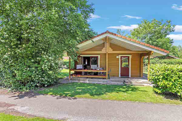 Kom lekker tot rust in een van de mooie huizen in Vakantie park t Hooge Holt