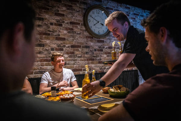 Gezellig samen eten en drinken