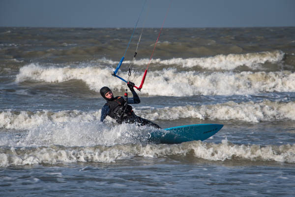 Leren kitesurfen tijdens de cursussen