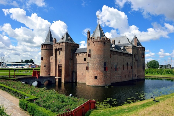 Voorkant kasteel