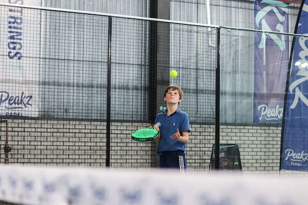 Peakz Padel Utrecht Vechtsebanen: Sla jij het beste op?