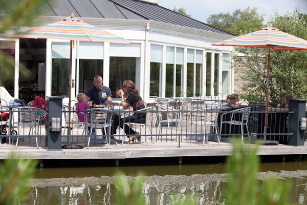 Labyrinth der Zinnen: Hapje eten en drinken