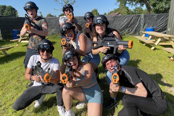 Koeckers Outdoor Lasergame: Leuk voor een kinderfeestje of bedrijfsuitje