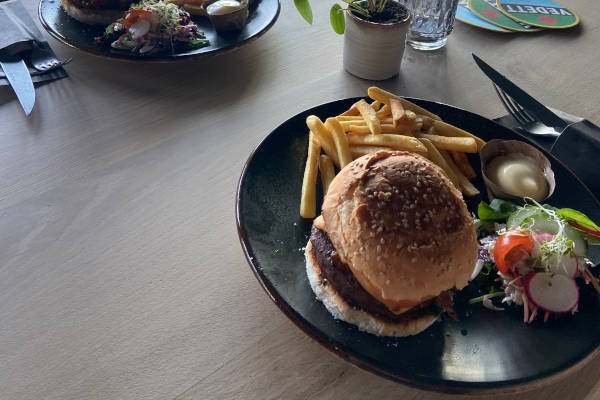 Geniet in de horeca van het lekkere eten