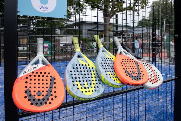 Alle padelrackets op een rij