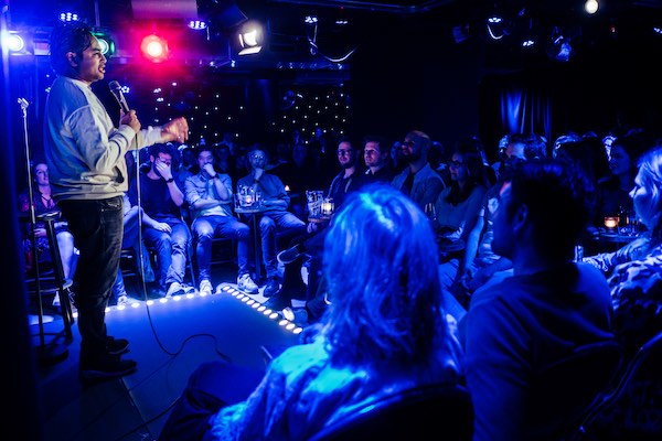 Comedy Club Haug: Beleef een avond veel lol met Daniël Arends