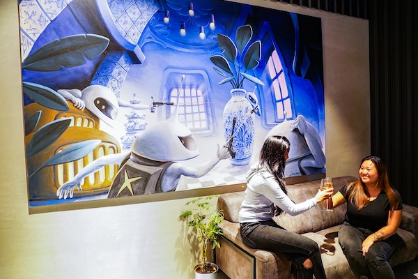 Lightning VR Amsterdam: Na het gamen kan je dag afsluiten met een lekker drankje
