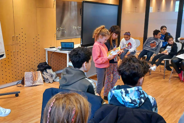 Literaire voorleesmiddag leeskoning voor kinderen in Den Haag 