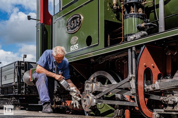 Onderhoud aan de stoomlocomotief