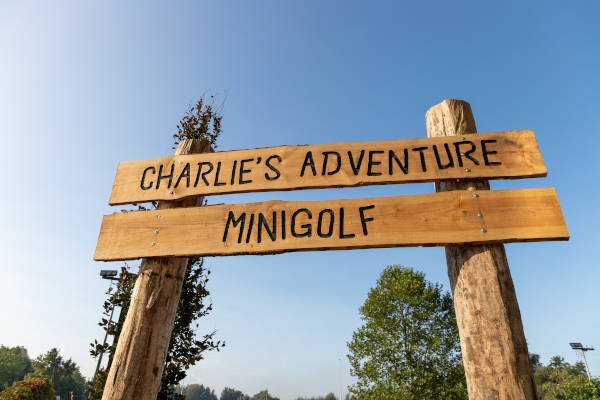 Charlie's Adventure Minigolf