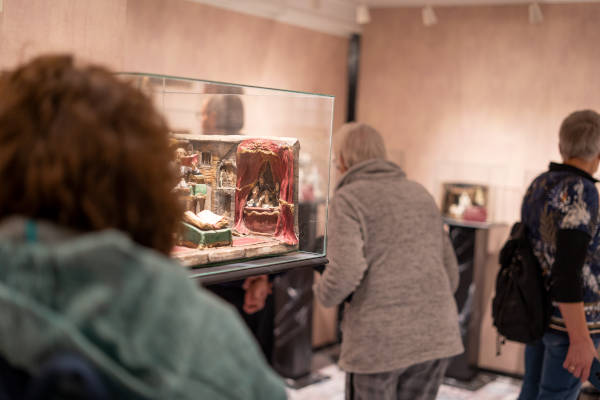 Kijkkasten in het museum