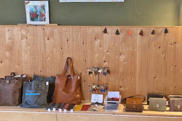 DOAS Pop-Up-Gallery: Winkel met allerlei spullen
