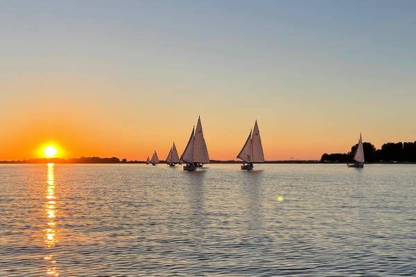 Sailcollege: Zeilen met zonsondergang