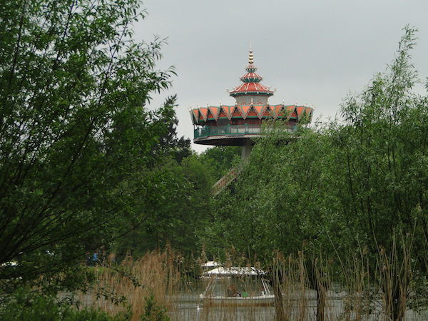 De 45 meter hoge Pagode