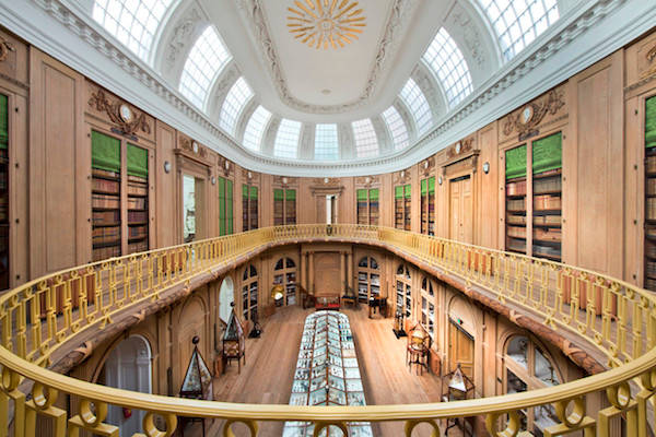 Teylers Museum: Ovalezaal van boven