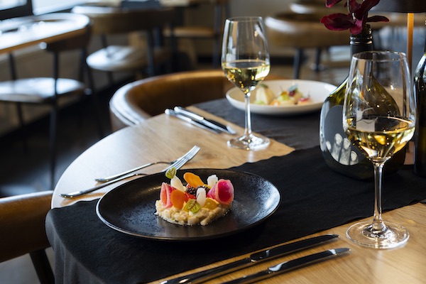 Geniet van een heerlijk diner met bijpassende wijnen bij Restaurant Bruis