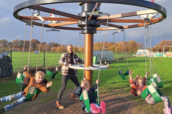 Samen in de zweefmolen