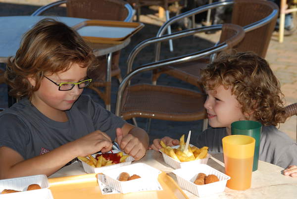 Lekker patatje eten bij Megapret