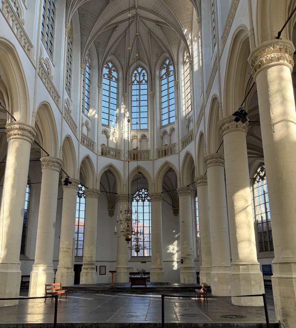 Prachtige pilaren en raamwerk