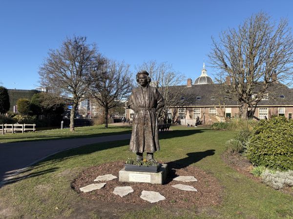 Standbeeld Rembrandt in Leiden - Molen de Put