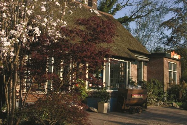 Museum De Oude Aarde: Voorkant van het museum