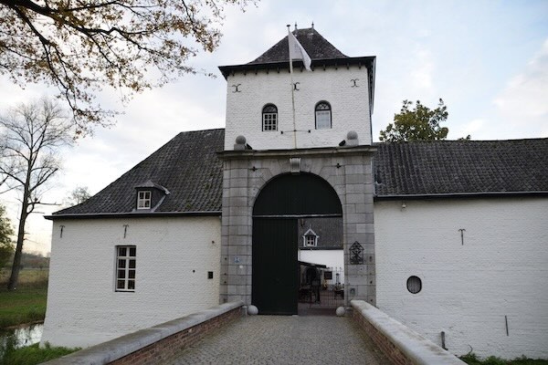 Kasteel Daelenbroeck voorjaarsfeest: Voorburcht