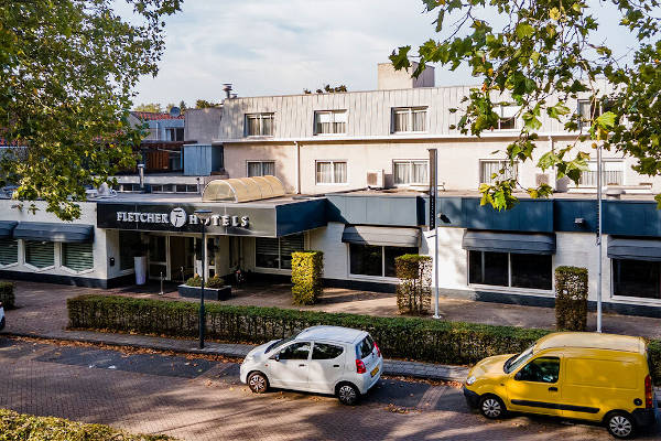 Fletcher Hotel-Restaurant Waalwijk: Vooraanzicht