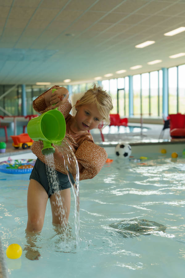 Water gooien uit de emmer