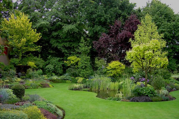 Ga op ontdekking in een tuin die van maart tot in oktober blijft boeien