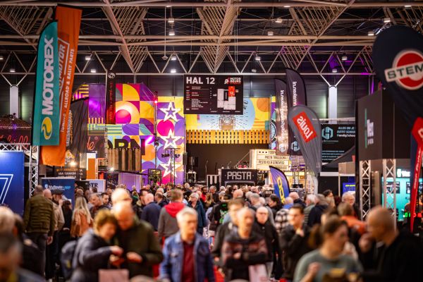 Overzicht van de hal