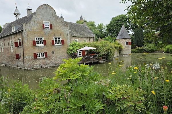 Brocante fair op Slot Baarland 