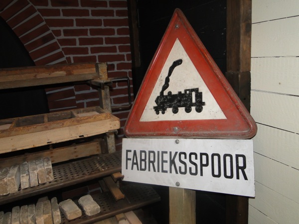 Fabrieksspoor Bord