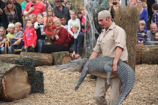 Jungle Frak Show in de Orchideeën Hoeve