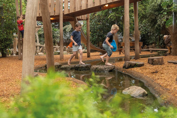 Kinderen spelen in PanAvontura