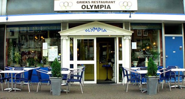 Restaurant Olympia: Sfeervol Griekse gevel