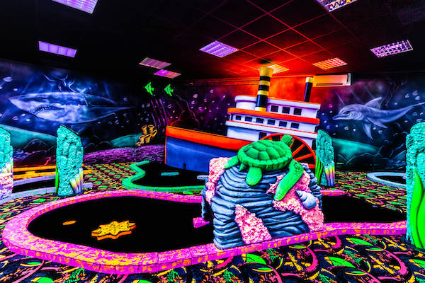 Glowgolf Capelle: Kijk je ogen uit door onze verlichte banen