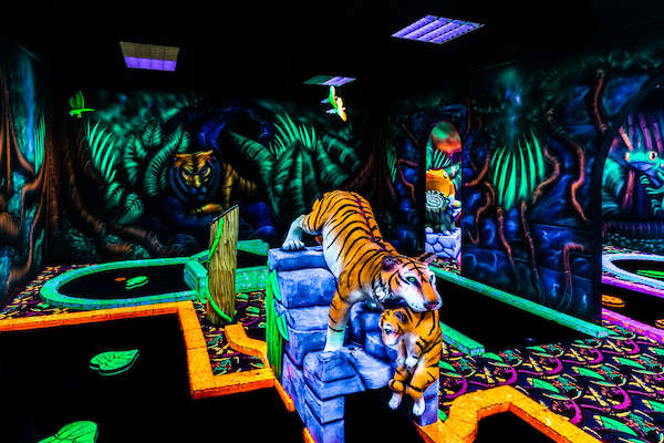 Glowgolf Capelle: Jungle thema