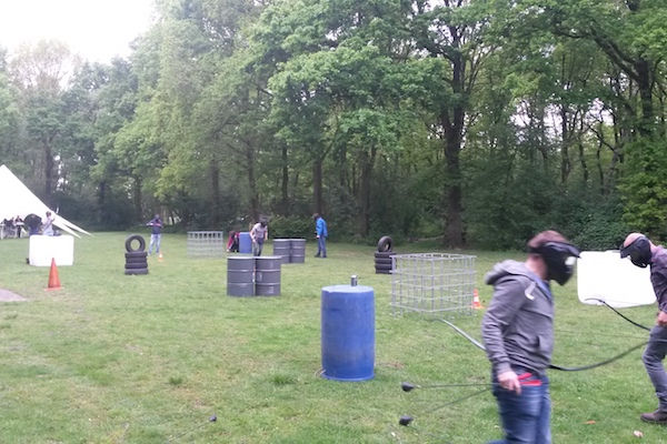 M2e Outdoor: Versla je vrienden met een potje Dodgebow