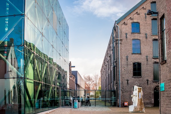Entreegebouw