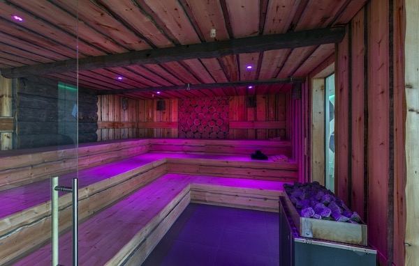 Sauna met sfeerverlichting